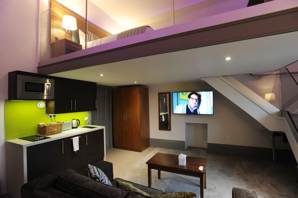 Court Residence Aparthotel Linlithgow Esterno foto